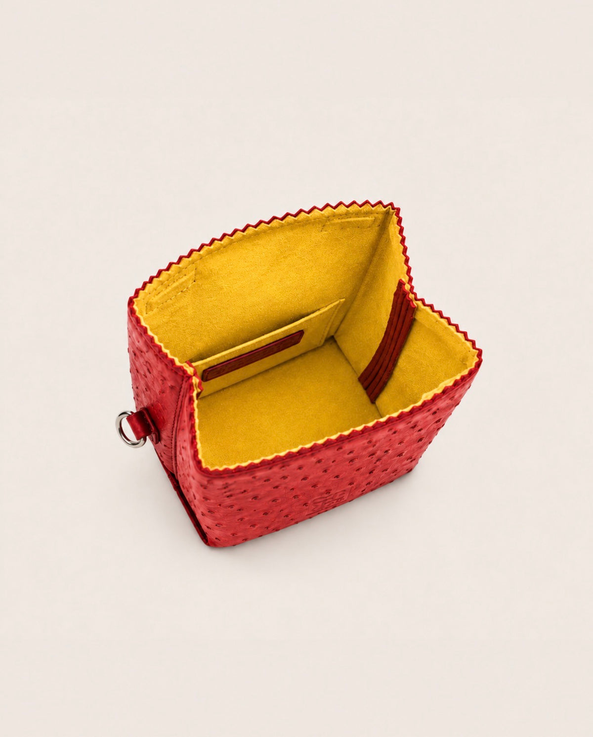 “La Pequeña” Mini Strawberry Lunch Bag